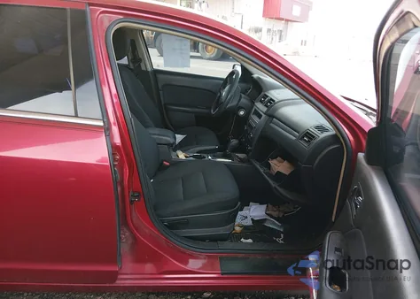 2011 Ford Fusion Se z USA, uszkodzony, nr VIN 3FAHP0HA3BR239031